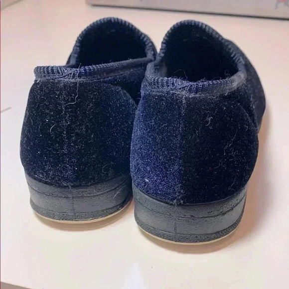 Packard by Foamtreads Crown Crest Navy Velvet Loafers  w 1” wedge heel. - Picture 2 of 9